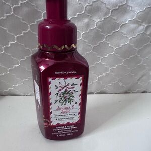 Bath & Body Works Foaming Hand Soap- Simmer & Spice (8.75 fl oz)